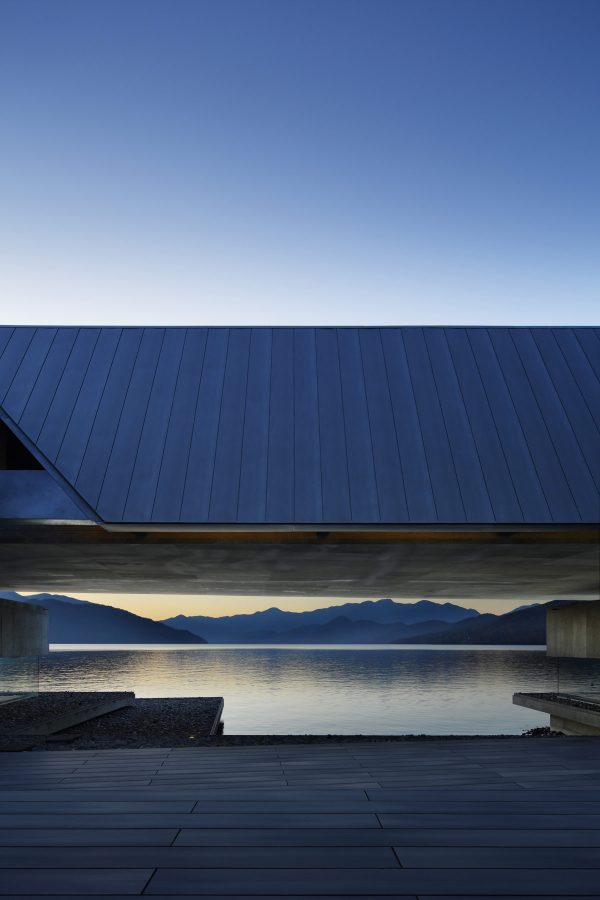 Brutalist Japanese Lake House