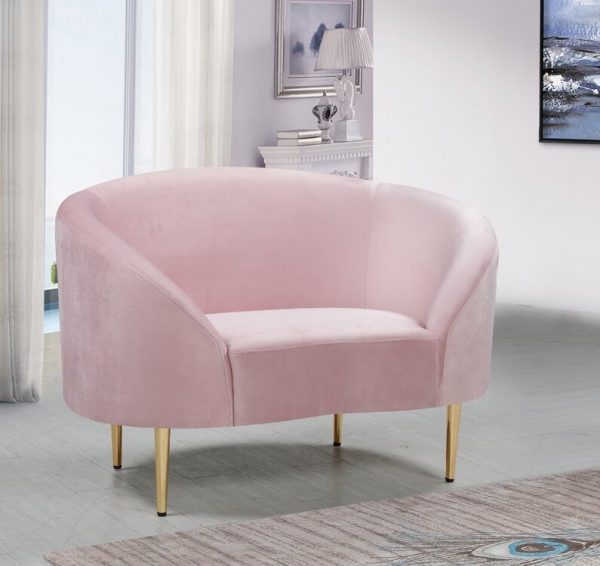 51 Oversized Chairs That Make The Case For Bigger Is Better