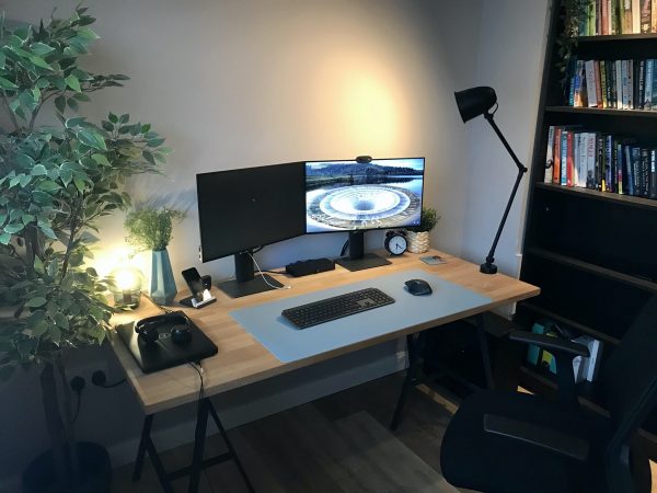 40 Workstation Setups That We Really Like