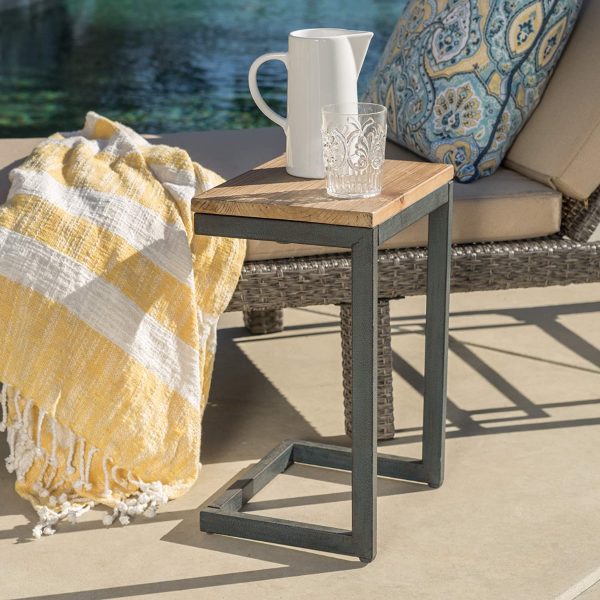 51 Outdoor Side Tables That Will Add Convenience To Your Outdoor Experience