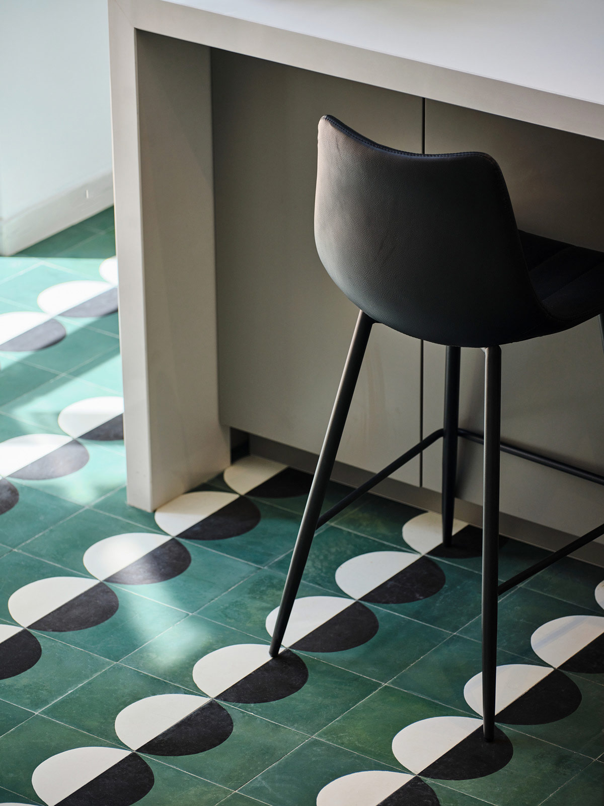 geometric-floor-tiles.jpg (1200×1600)