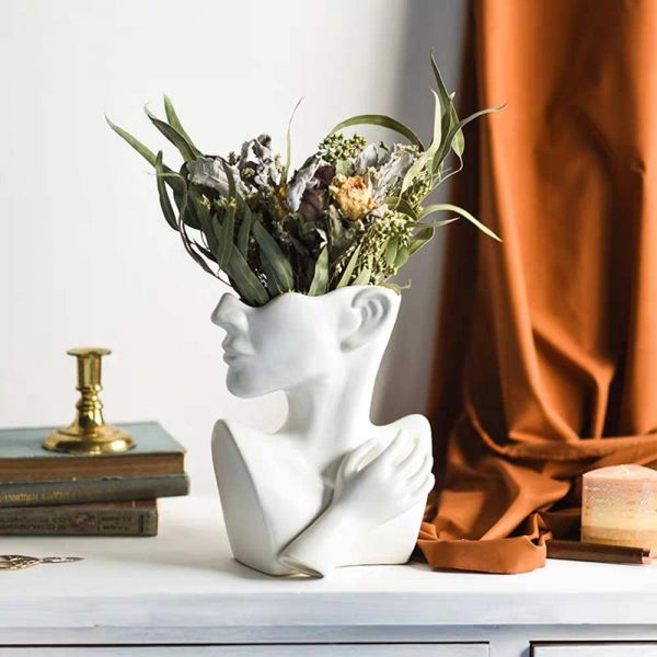 Product Of The Week: A Modern Bust Shaped Vase