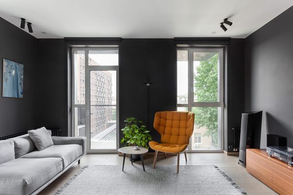 Bringing Dark Interiors Out Of The Shadows With Colourful Accents