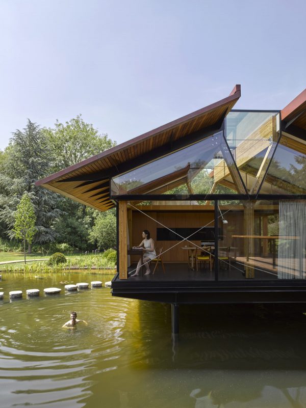 Incredible Flood-Proof House Built Over A Private Lake