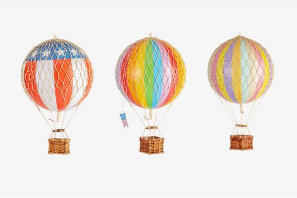 Product Of The Week: Whimsical Light Air Balloons For Decor