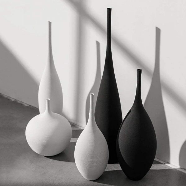 Product Of The Week: Strikingly Beautiful Minimalist Vases