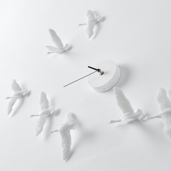 Product Of The Week: A Stunning Bird Clock