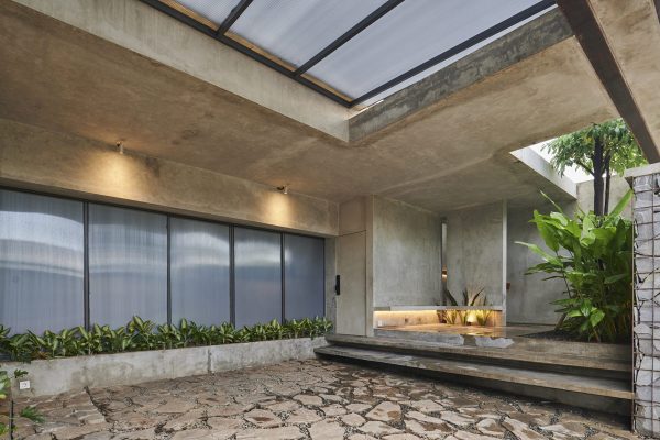 An Indonesian House That Gets Light To Play With Stone And Concrete [Video]