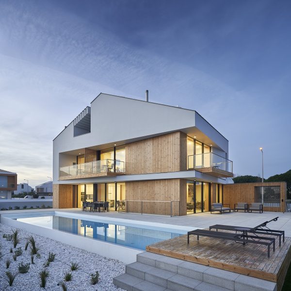 A Modern Pitched Roof House On Portugal?s West Coast [Video]