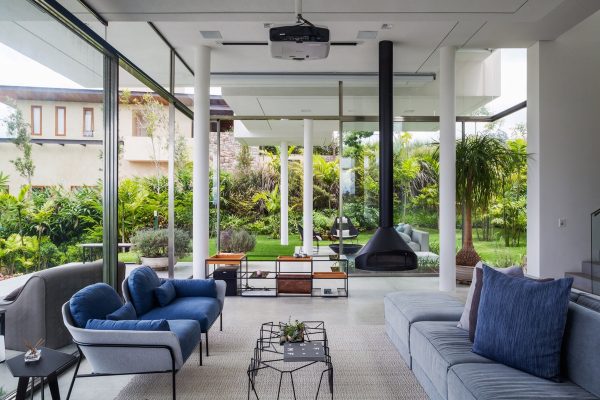 40 Light Filled Living Rooms Connected With Nature