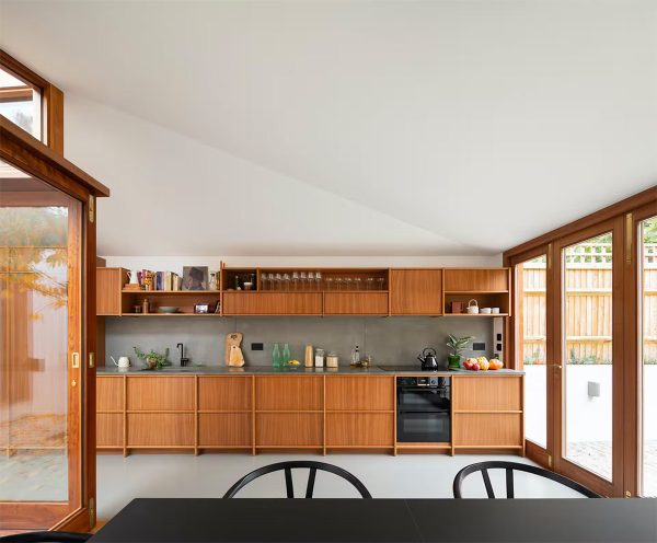 40 Mid Century Modern Kitchens With Tips And Photos To Help You Design Yours