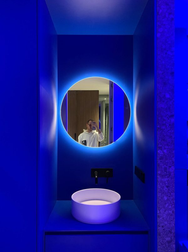Bathroom Mirror Interior Design Ideas