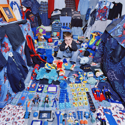 habitación de niño azul