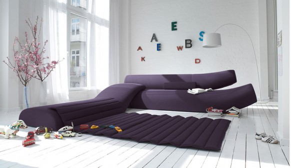 Violett sofa