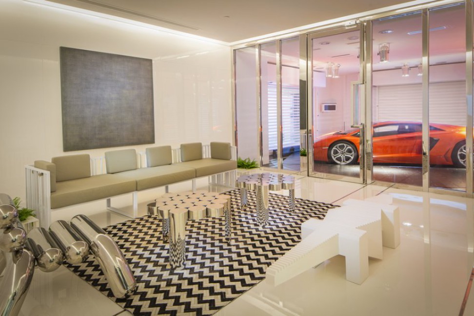 Super Luxury Singapore Apartment With In-Room Car Parking