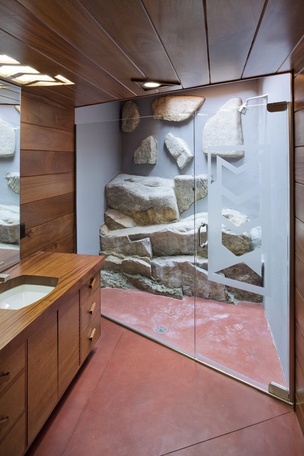 Modern Lakehouse Bathroom Interior, Lake House Bathroom Tile Ideas