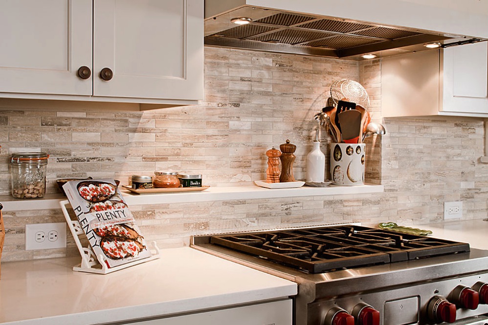 how to choose the perfect kitchen backsplash