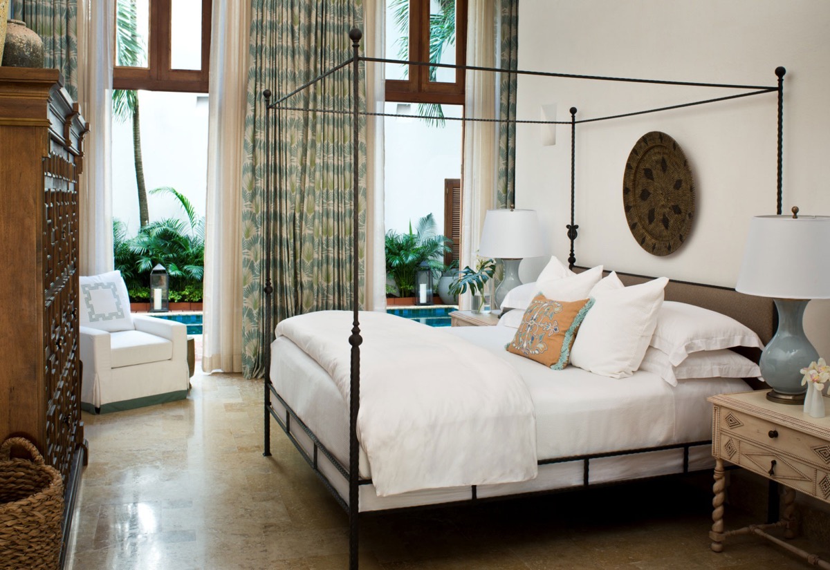 4 Poster Beds That Make An Awesome Bedroom, 4 Poster Wrought Iron Bed Frame