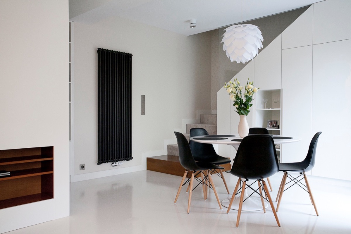 30 Black White Dining Rooms That Work, Kitchen Table And Chairs Black White