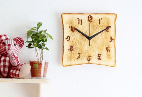 40 Beautiful Kitchen Clocks That Make, Unusual Wooden Wall Clocks Uk