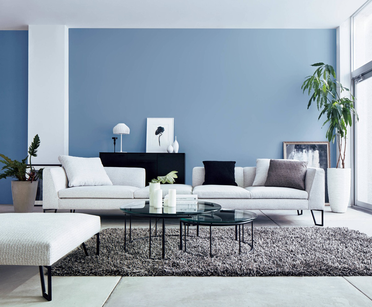 30 Blue Living Rooms To Relax The Mind, Blue And White Living Room
