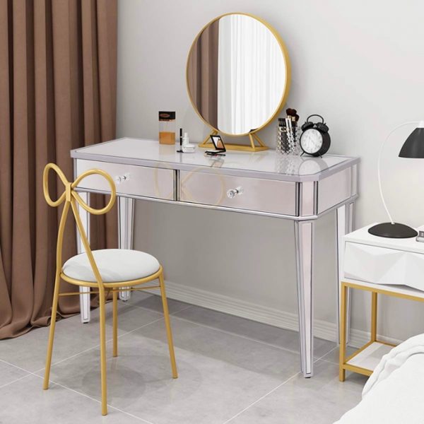 51 Makeup Vanity Tables To Organize, Mirrored Vanity Desk