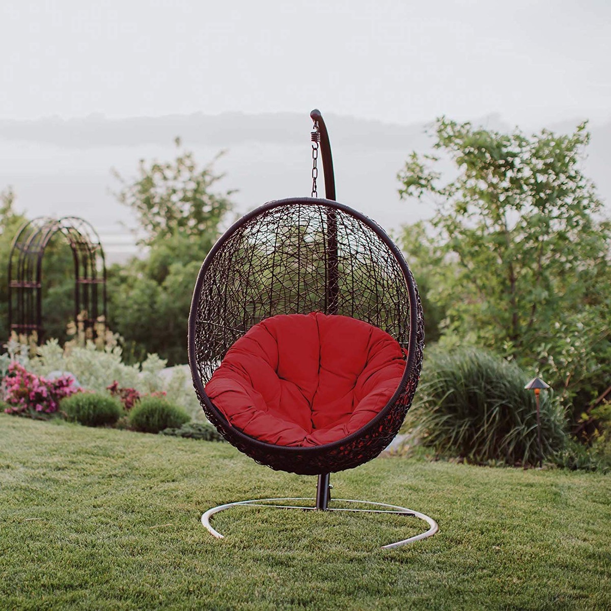 43 Hanging Chairs And Seats To Get You, Round Hanging Porch Swing