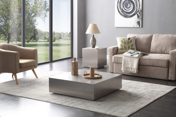 51 Square Coffee Tables That Every, What Color End Tables With Grey Couch