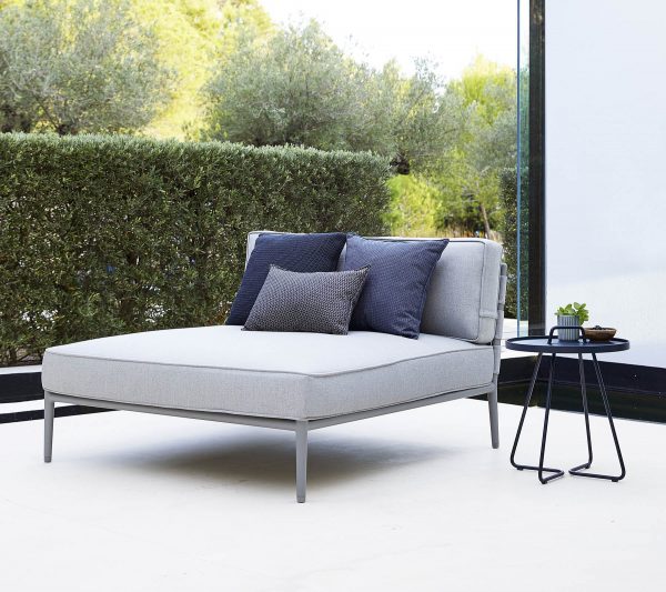 51 Outdoor Daybeds For Indulgent, Modern Outdoor Daybed