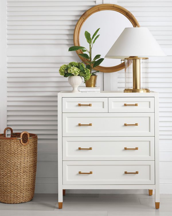 51 Dressers That Strike The Perfect Mix, How To Decorate Above A Tall Dresser