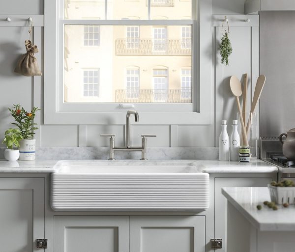 51 Farmhouse Sinks That Can Bring, Are Farmhouse Sinks Still In Style