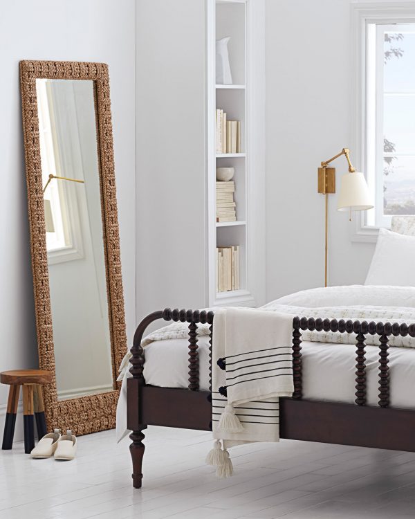 51 Full Length Mirrors To Flatter Your, What Size Mirror For Living Room