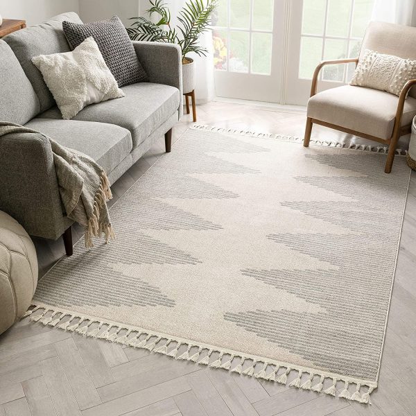 Elegant Living Room Rug in Shimmering Grey Zigzag Pattern High Quality Carpet 