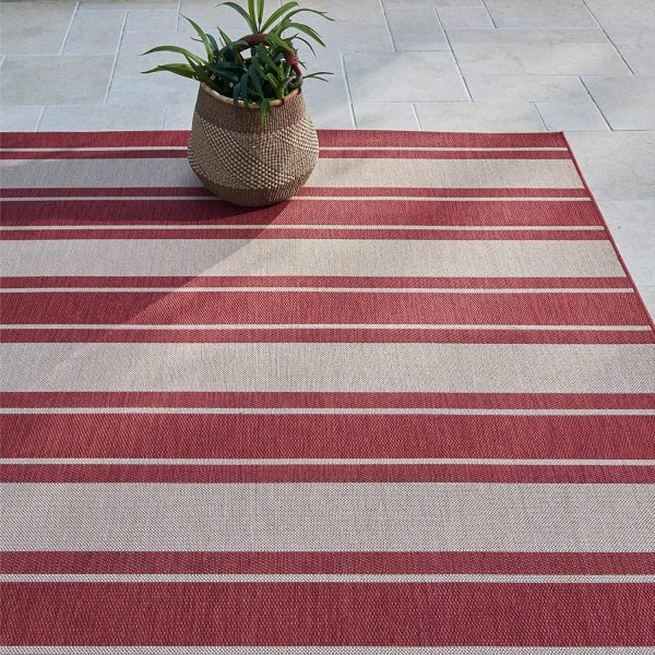51 Outdoor Rugs To Make Your Patio Feel, Large Patio Area Rugs