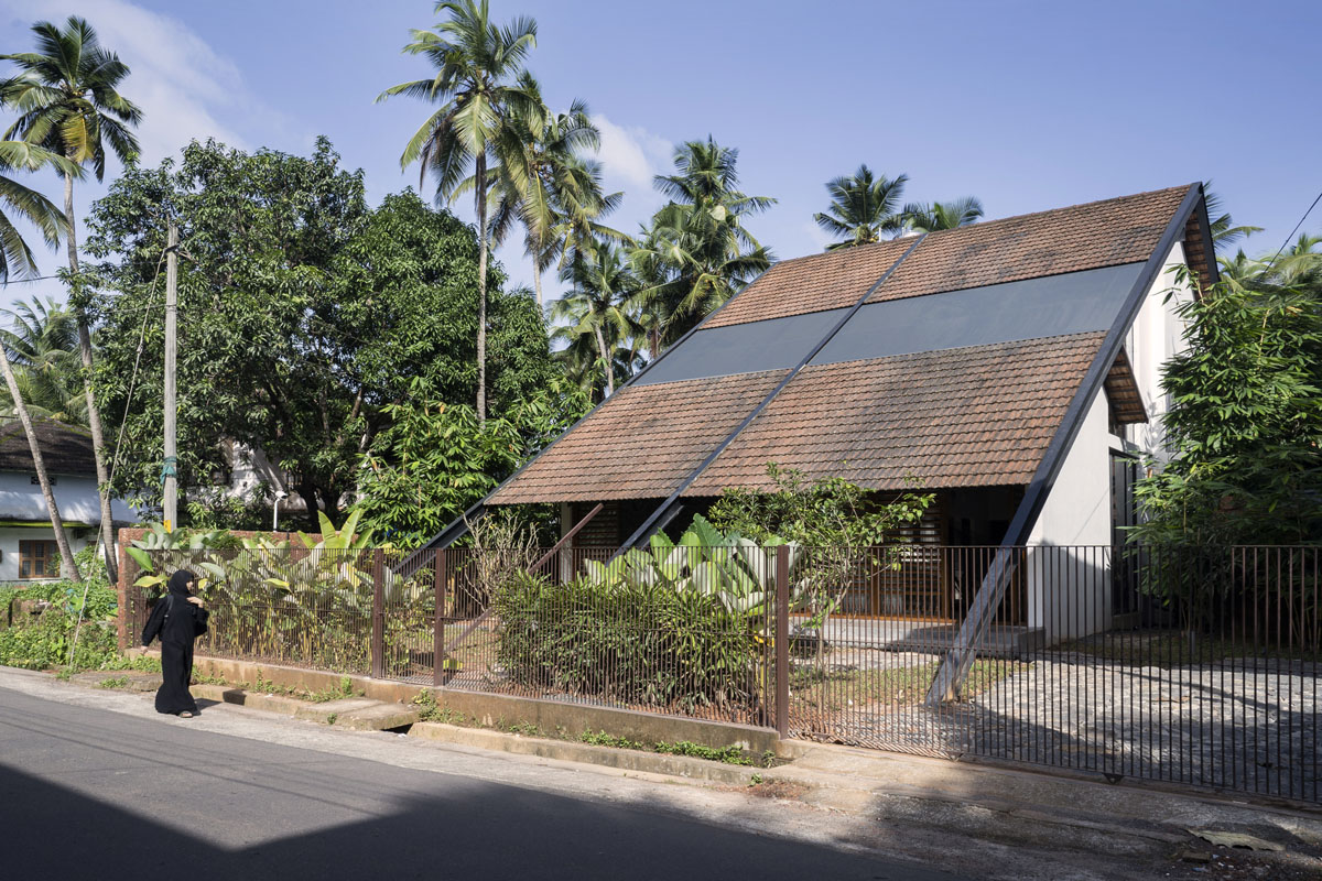 Una casa ecléctica con patio en Kerala, India