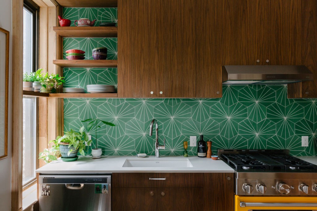 40 Mid Century Modern Kitchens With Tips And Photos To Help You Design ...