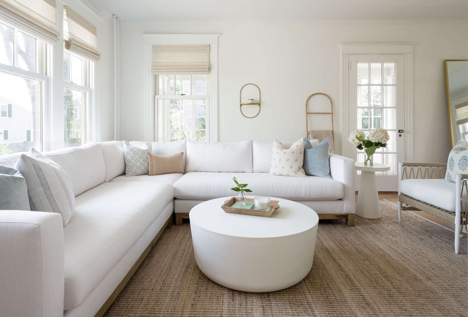Curated visual reference: Coastal Minimalist Decor Inspiration Reference: Coastal Minimalism 15 Ways To Achieve Santorini Inspired Seaside Style