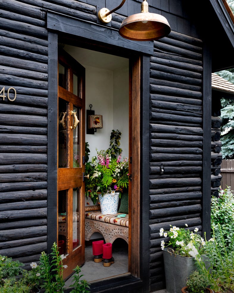 The New Threshold: 18 Entryway Design Solutions for Our Stranger-at-the ...